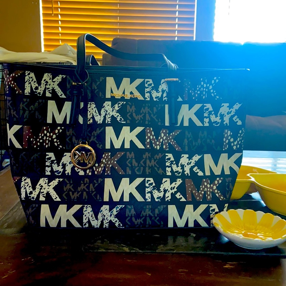Michael Kors tote